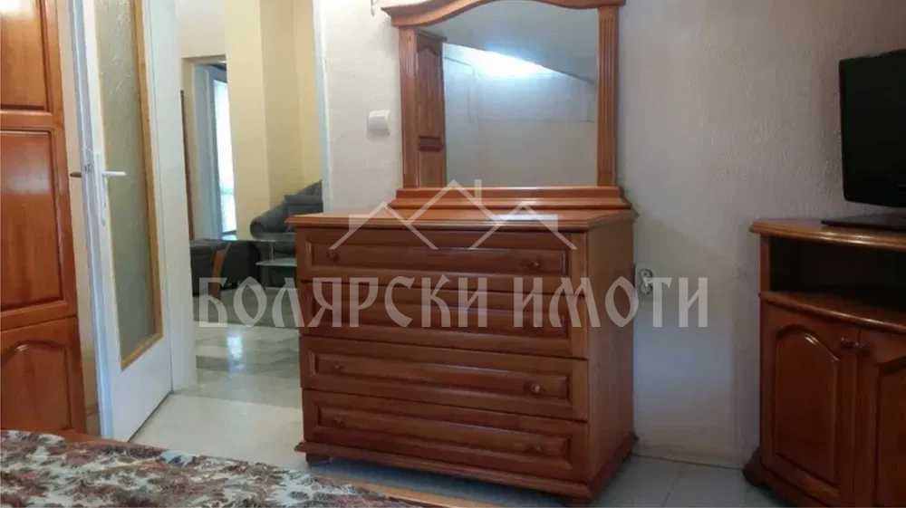 Дава се под наем Тристаен апартамент в Велико Търново, Център - 65 кв.м за 331.5 € - Снимка #7