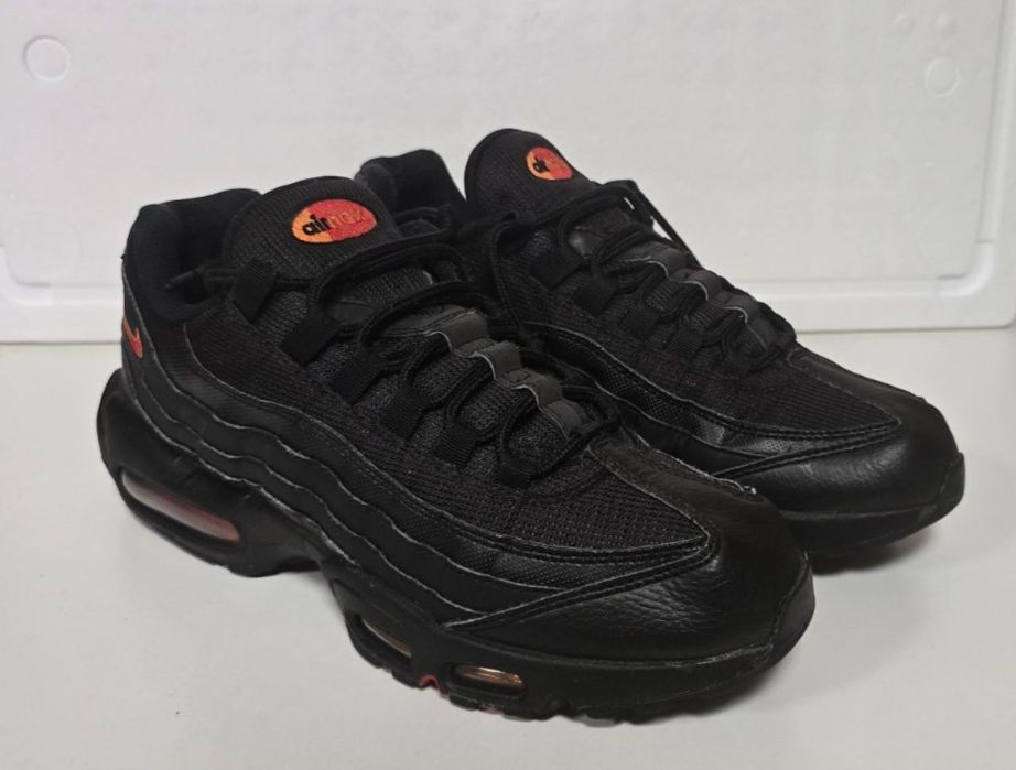 Nike air max 95  " black & safety orange"