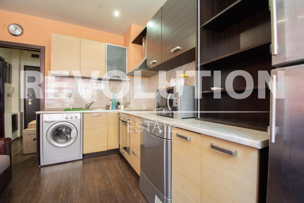 Дава се под наем Двустаен апартамент в София, Гоце Делчев - 50 кв.м за 511 € - Снимка #4