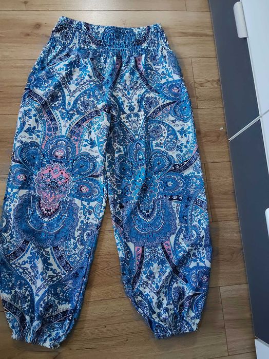 Pantaloni subțire