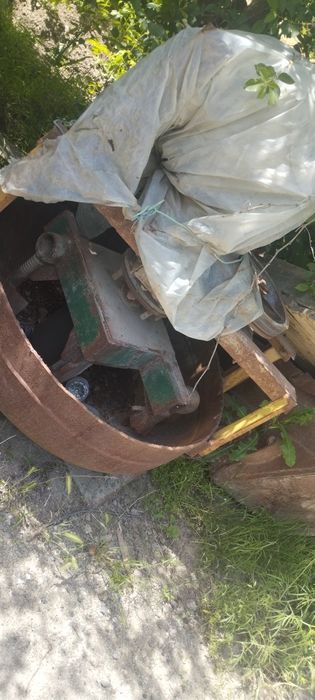 Шлакаблок куеадиган станок сотилади срочно