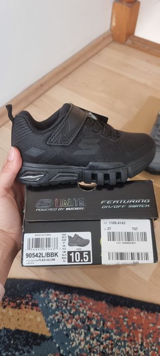 Incaltaminte marimea 27