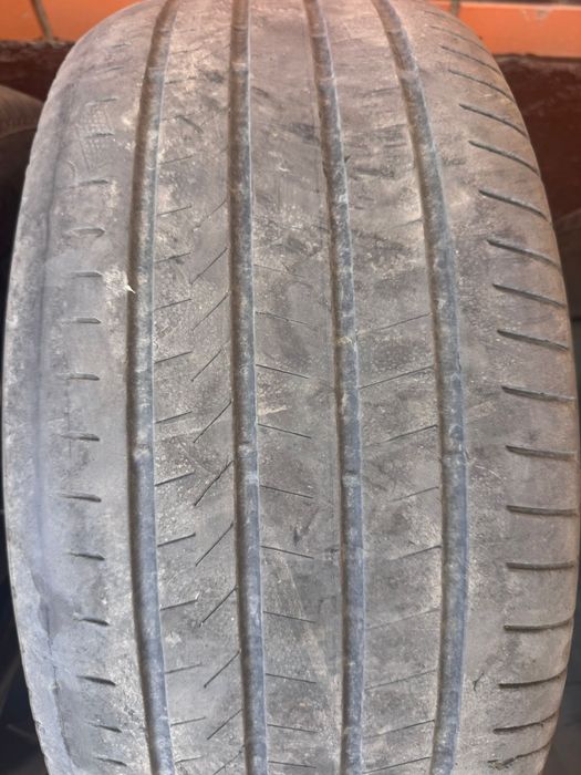 Продам б/у резину R20