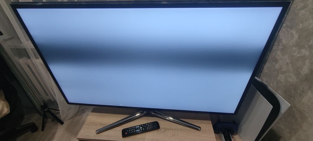 Телевизор Samsung 47 дюймов