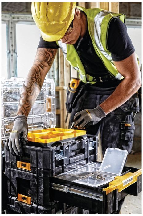Куфар за инструменти DEWALT DWST1-70705
