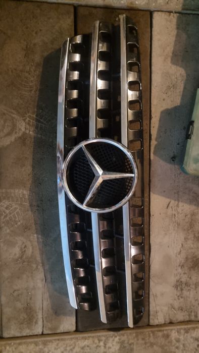 Решётка радиатора Mersedes ML AMG