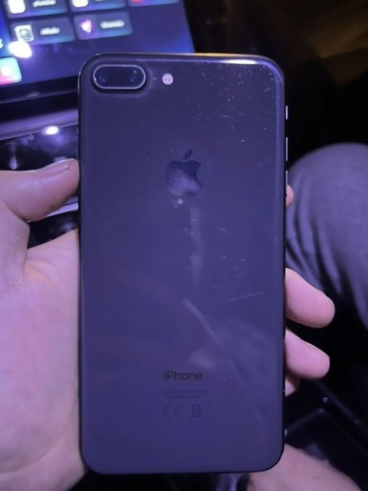 Айфон 8plus 64ГБ ак100% в родне