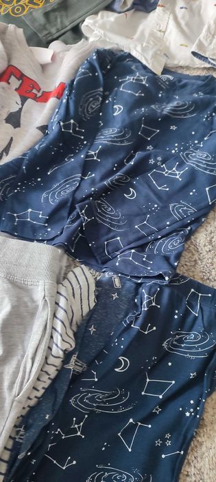 Лот детски дрехи 110 -116 блузи и панталони -H&M,Zara,lupilu и д-р.