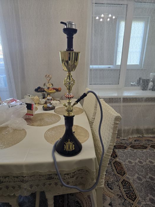 Продам стол в арабском стиле