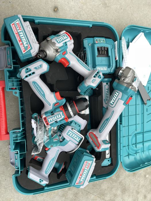 Set scule Total pe acumulator ,bormasina,impact,polizor