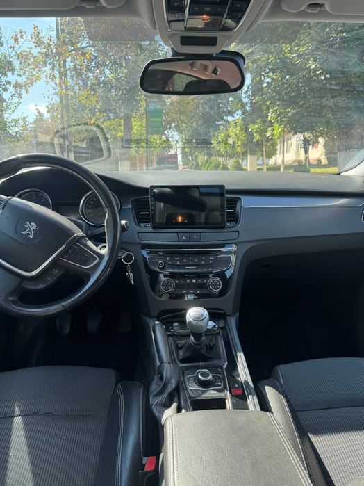 PEUGEOT 508 HDI 2012