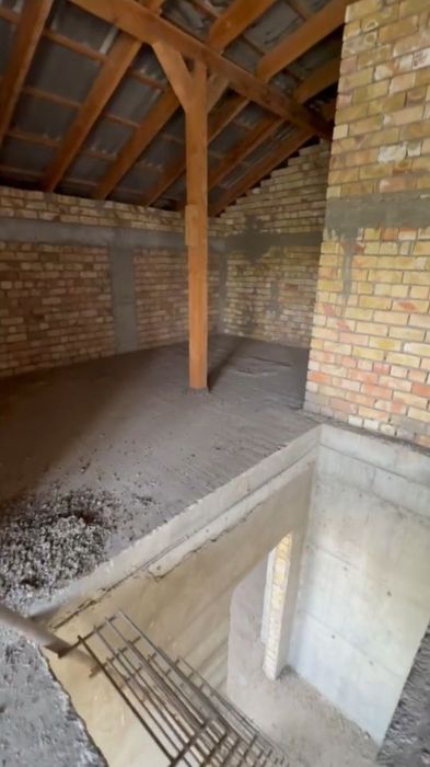 Продаётся 2 комнатная квартира!Ттз 1 !