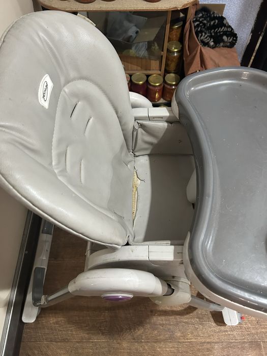 Продам столик детский