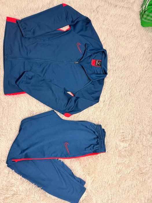 Nike анцунг син .