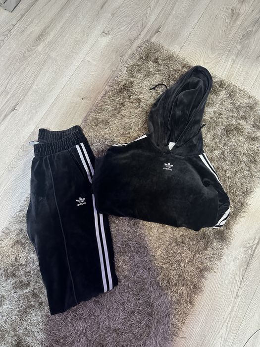 Lot Haine Originale pentru Resell