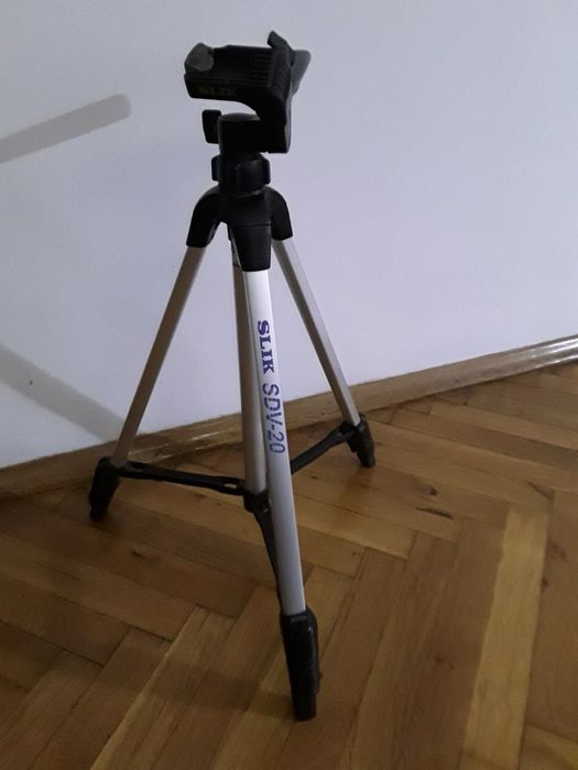 Тринога за фотоапарат/камера