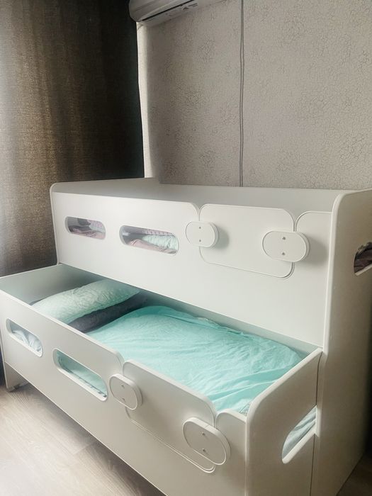 Продам детскую кровать