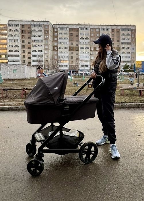 Коляска маневренная очень удобная