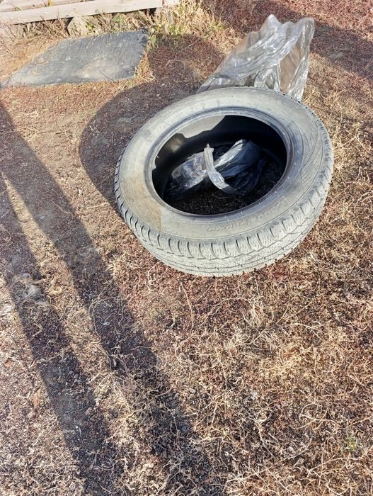Продам шипованую резину 215/60 R 17