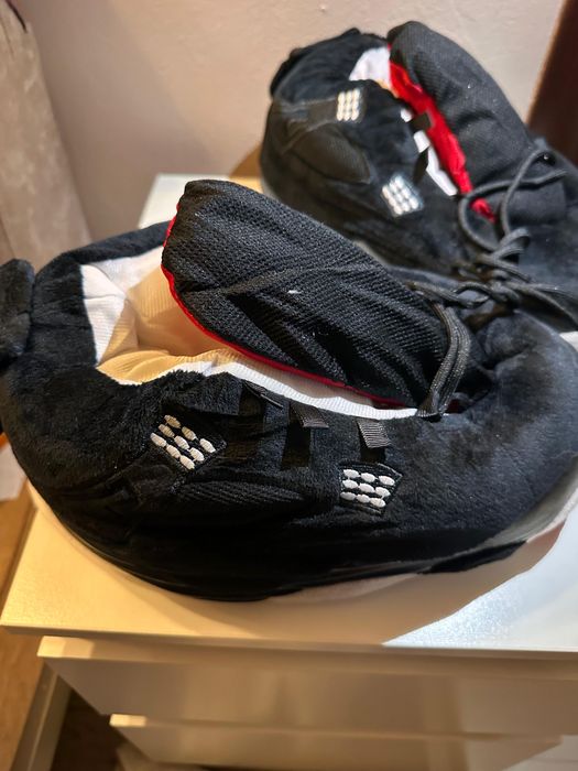 Papuci de casa  jordan 4