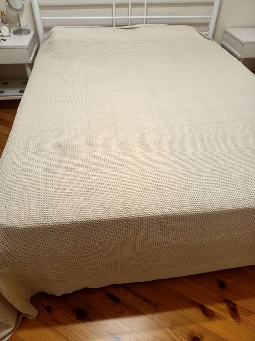 Продам покрывало на кровать