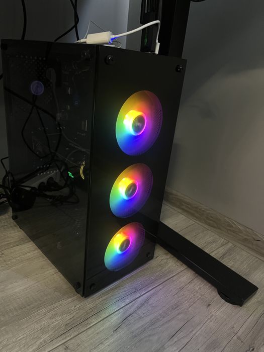 Гейминг Компютър - GTX1070 8GB/i3-8100/16GB RAM/SSD