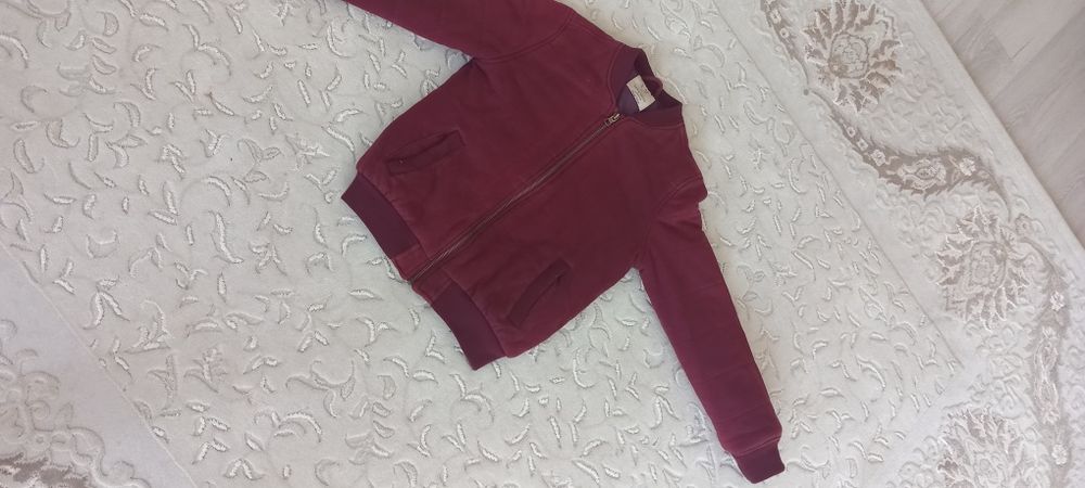 Запазено яке Zara