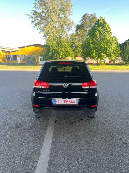 Vând Vw Golf 6 1.6 tdi