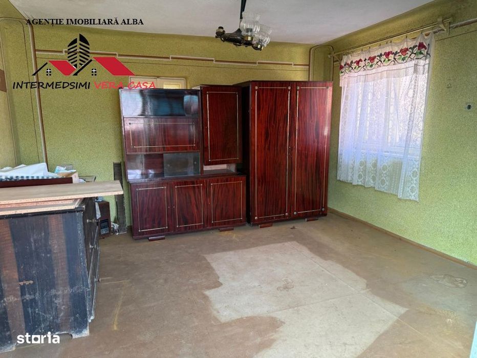 Casa si anexe cu un teren de 7701 mp de vanzare in Stauini  Jud Alba