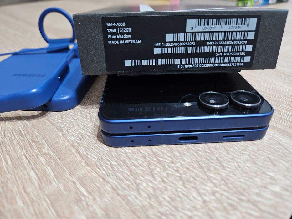 Samsung Galaxy Z Flip 7, 512GB, Navy blue