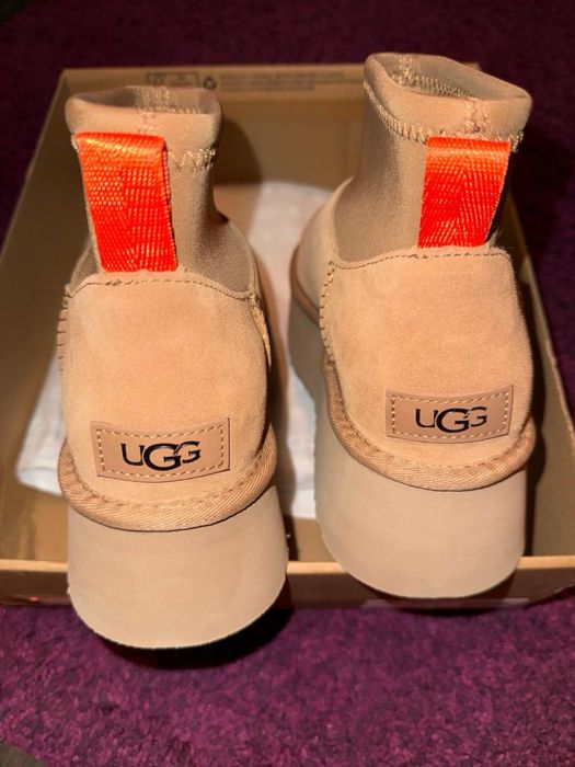 Ugg Mini Dipper marimea 39