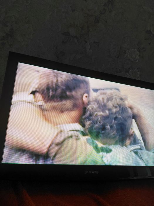 Продам телевизор