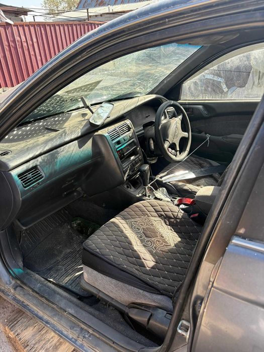 Toyota Corona 1994 года