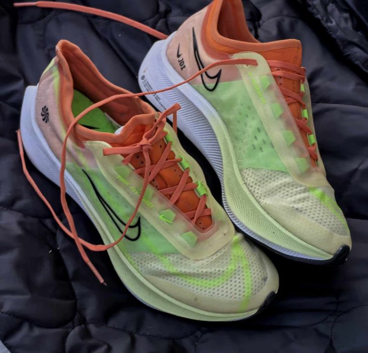 Nike Zoom Fly 3 Rise оригинални дамски сникърси 38,5 номер