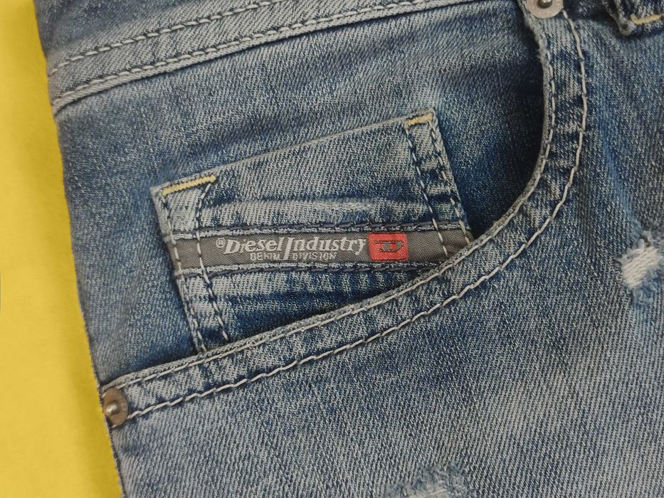 Blugi Diesel - Thommer Slim Fit