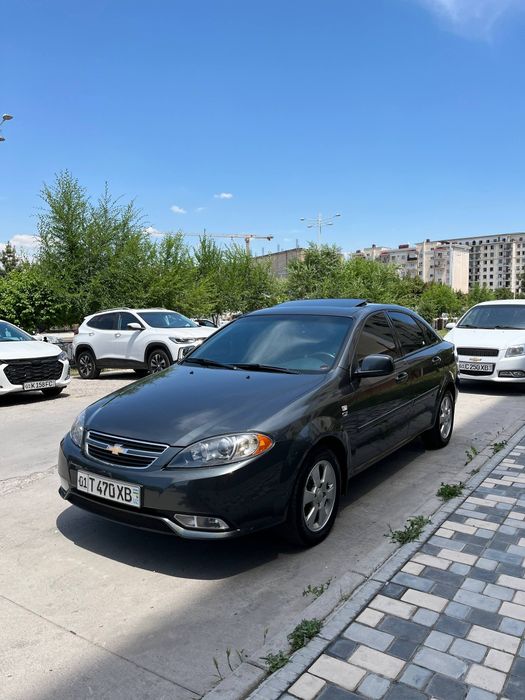 Chevrolet jentra 2023 avtomat toza navarot