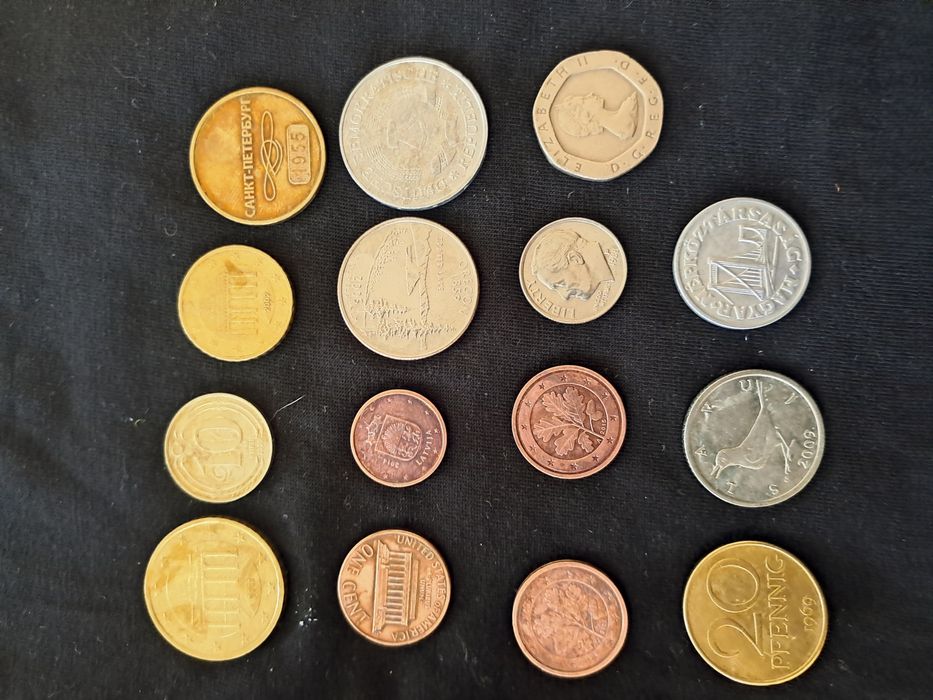 Tangalar kim qiziqsa tel qilsin narxi kelishiladi