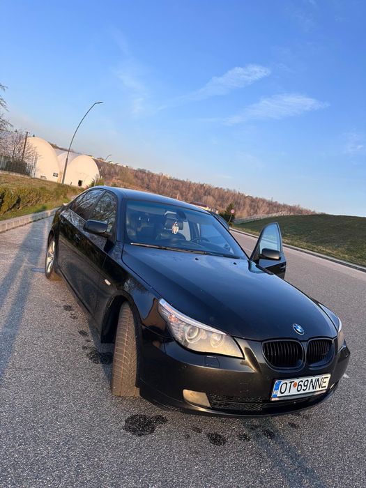 Vând BMW e 60 2009