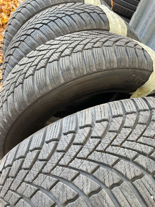205/60/16 Зимни гуми BRIDGESTONE BLIZZAK LM005 DOT 2623 / Бриджстоун Близак ЛМ005