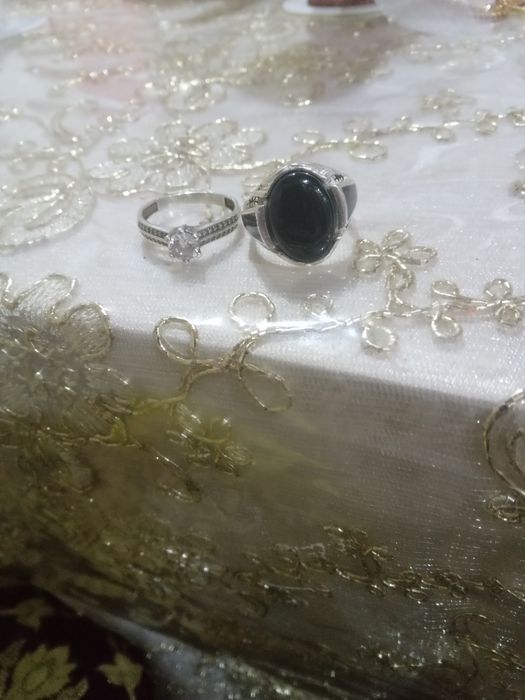 Serebro perstin uzuk