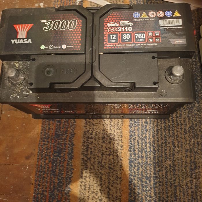 Vand 2  Baterii Auto 12 V  Ultra Power 74 AH 680 A(EN) /  80 AH  760  A (EN)
