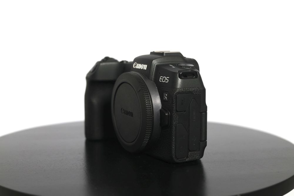 Canon RP Miroless FullFrame