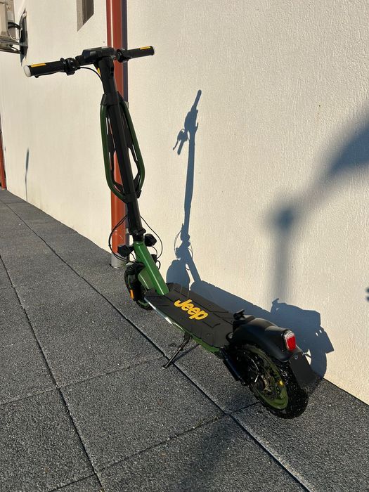 Trotineta electrica Jeep