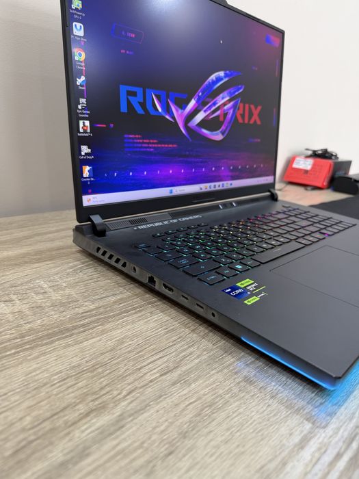 Asus Rog Strix Scar 18 ( 2023 ) intel core i9, RTX 4080 12GB