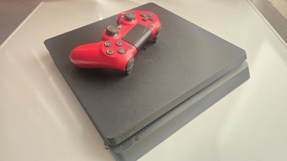 PlayStation 4 ps4 modat