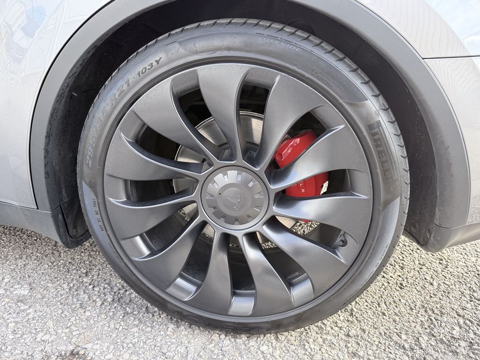 Jante Uberturbine Tesla Y Performance 21” cu cauciucuri