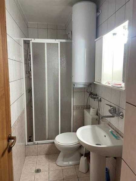 Дава се под наем Двустаен апартамент в Бургас, Център - 50 кв.м за 165.75 € - Снимка #5