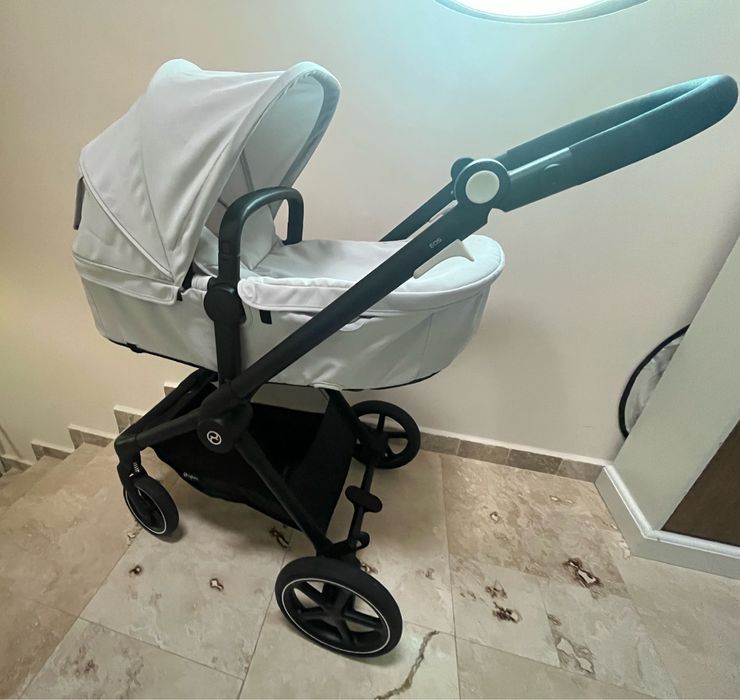 Cybex EOS – Сива | Много запазена | 100 €