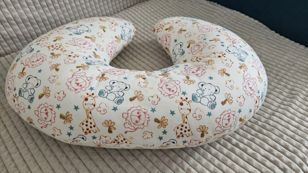 Perna pentru alaptat Annes Bebe Tei