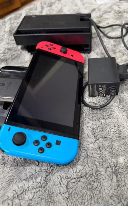Продам Nintendo switch